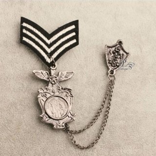 Phụ kiện thời trang giá rẻ- Cài áo huy hiệu phong cách hải quân Anh